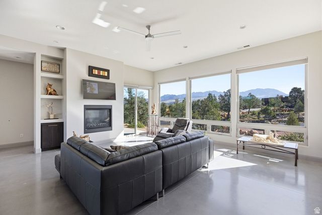 371 N PINION HILLS DR, Dammeron Valley, UT 84783