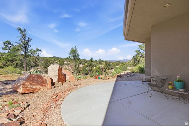 371 N PINION HILLS DR, Dammeron Valley, UT 84783