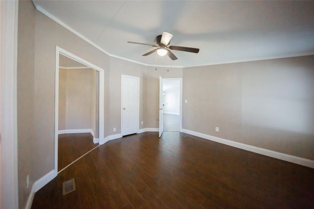153 Alice Springs Lane, Weatherford, TX 76085
