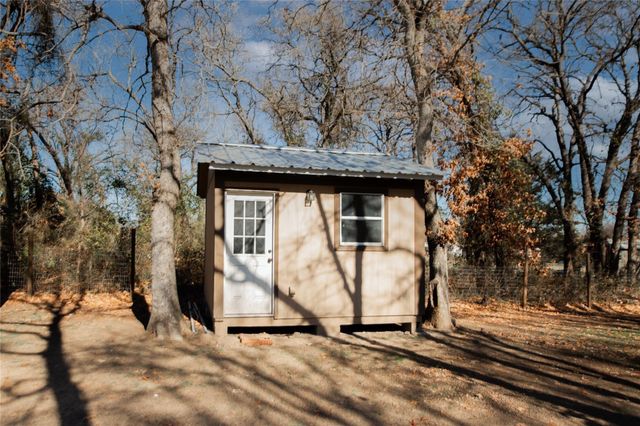 153 Alice Springs Lane, Weatherford, TX 76085