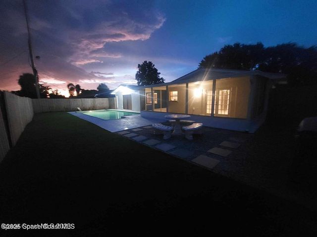 345 Park Avenue SE, Satellite Beach, FL 32937