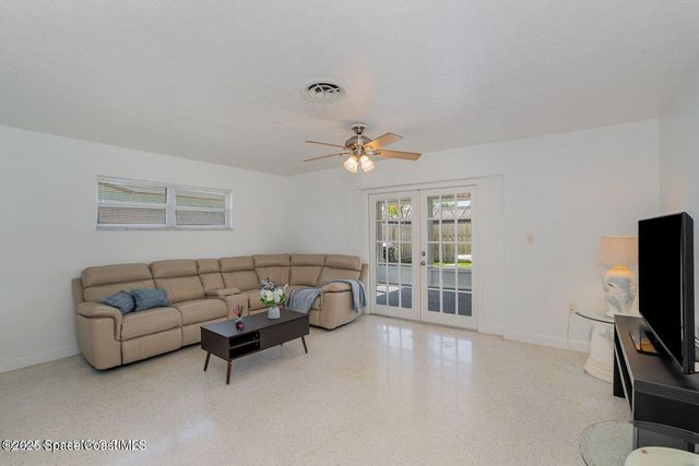 345 Park Avenue SE, Satellite Beach, FL 32937
