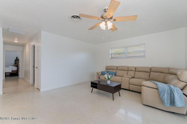 345 Park Avenue SE, Satellite Beach, FL 32937