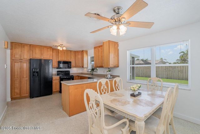 345 Park Avenue SE, Satellite Beach, FL 32937