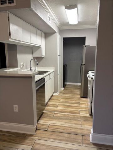 260 El Dorado Boulevard 607, Houston, TX 77598