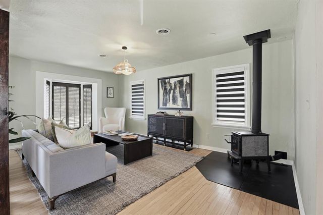 1143 NW 57th Street, Oklahoma City, OK 73118