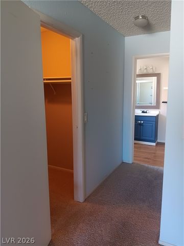 121 Logansberry Lane, Las Vegas, NV 89145