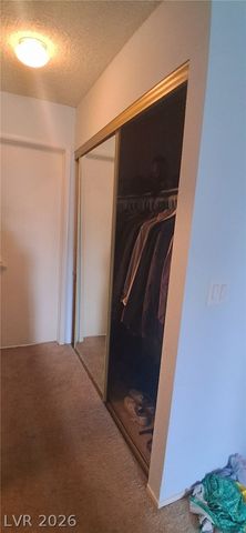121 Logansberry Lane, Las Vegas, NV 89145