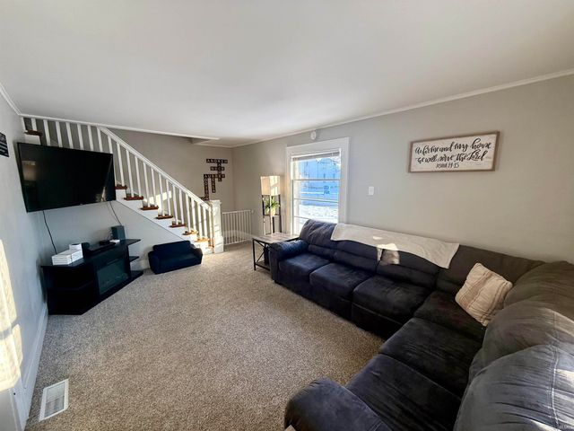 706 E 9th Street, Auburn, IN 46706