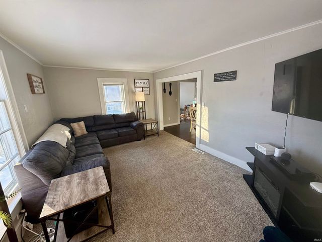 706 E 9th Street, Auburn, IN 46706