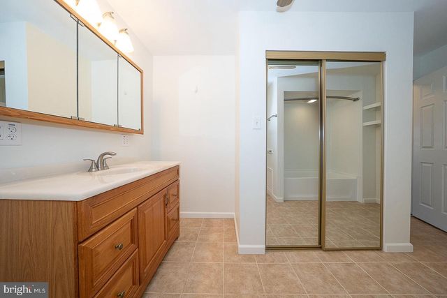 505 SPRING MILL AVE, Conshohocken, PA 19428