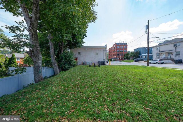 505 SPRING MILL AVE, Conshohocken, PA 19428