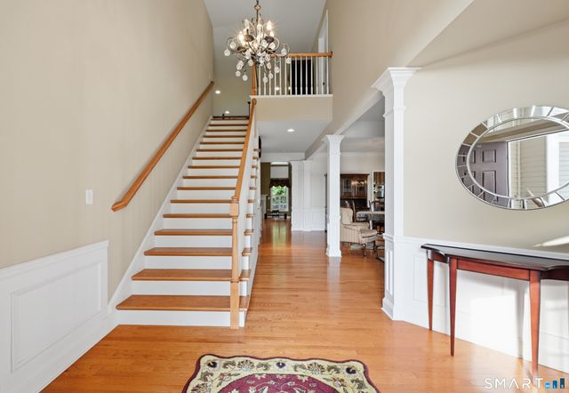 521 Putting Green Lane 521, Oxford, CT 06478