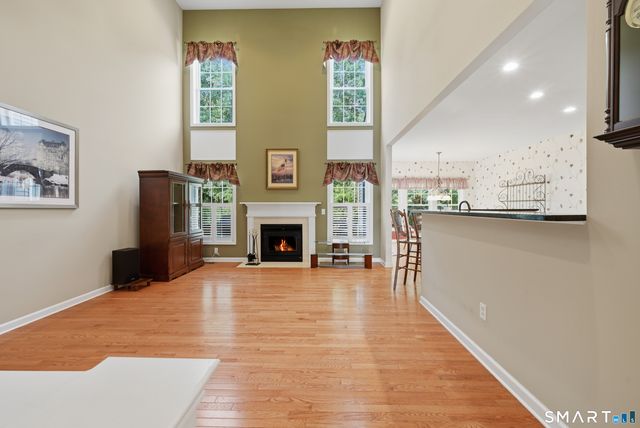 521 Putting Green Lane 521, Oxford, CT 06478