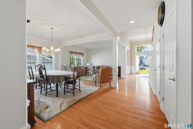 521 Putting Green Lane 521, Oxford, CT 06478