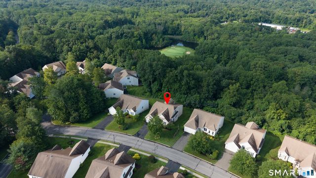 521 Putting Green Lane 521, Oxford, CT 06478