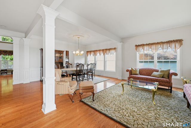 521 Putting Green Lane 521, Oxford, CT 06478