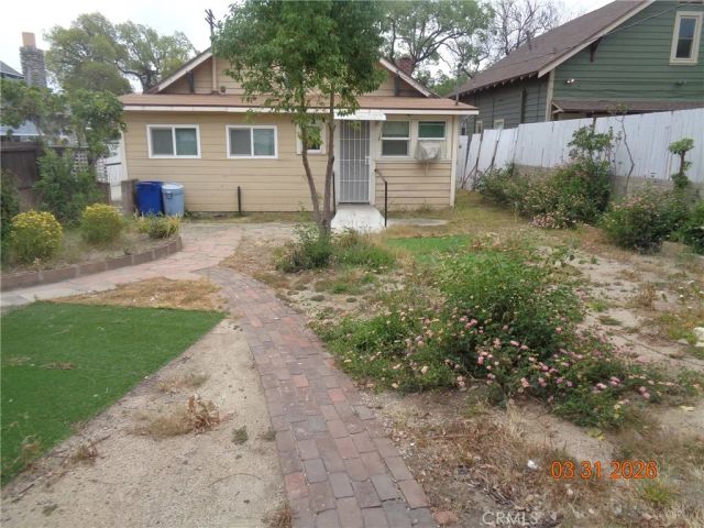 723 E 9th Street, Upland, CA 91786