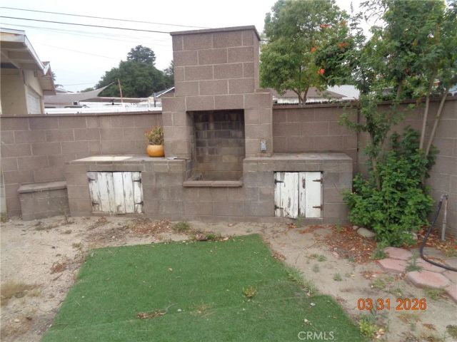 723 E 9th Street, Upland, CA 91786