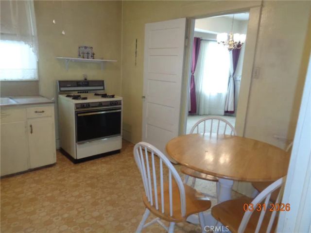 723 E 9th Street, Upland, CA 91786