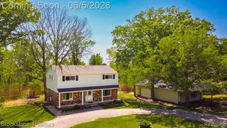 30100 Armada Ridge Road, Richmond Township, MI 48062