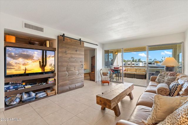 7625 E CAMELBACK Road B325