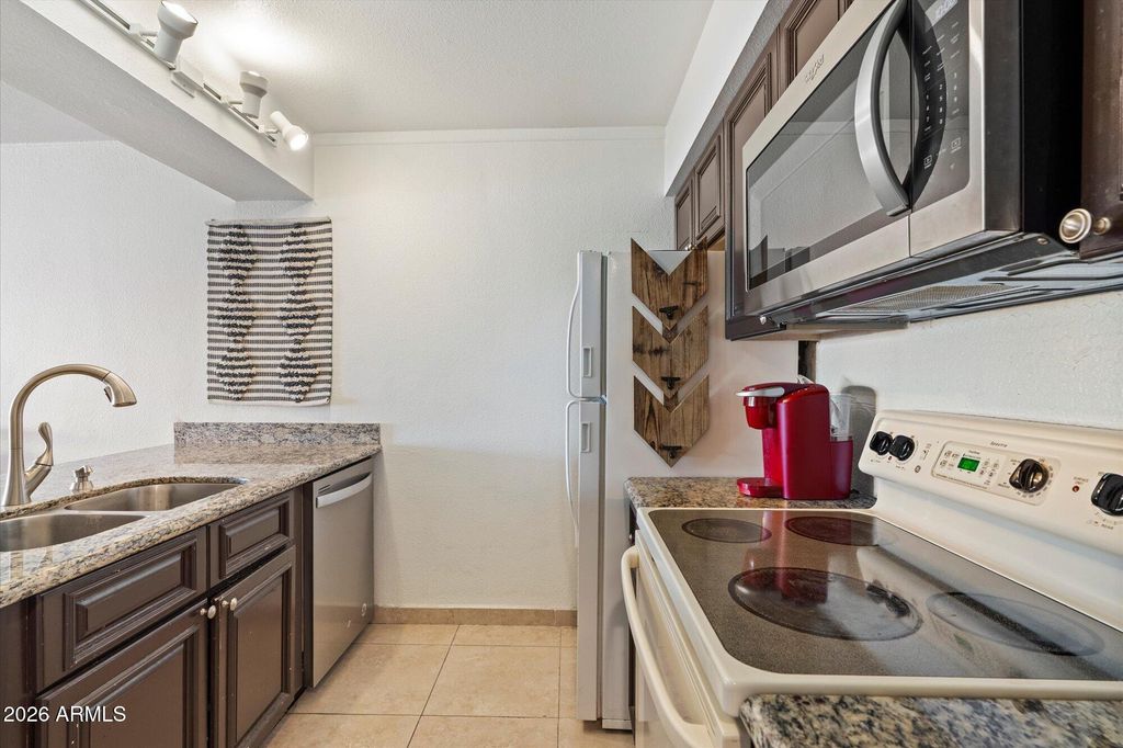 7625 E CAMELBACK Road B325, Scottsdale, AZ 85251 — photo 4