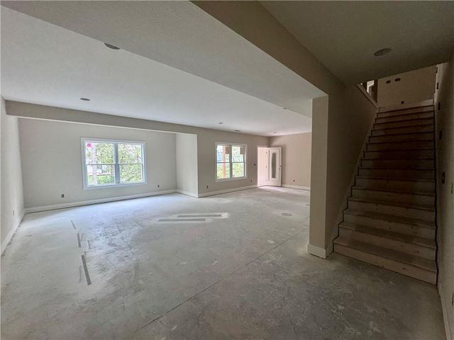 8646 Eagle Creek Drive, De Soto, KS 66018