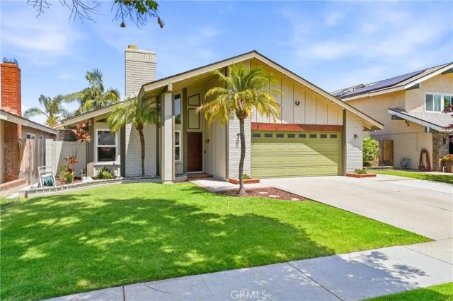 6009 E Calle Cedro, Anaheim Hills, CA 92807