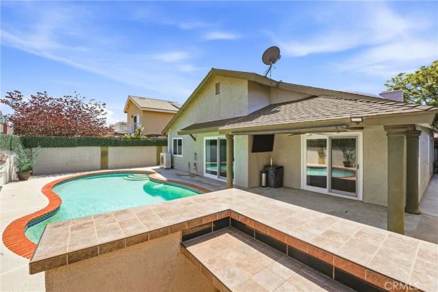 6009 E Calle Cedro, Anaheim Hills, CA 92807