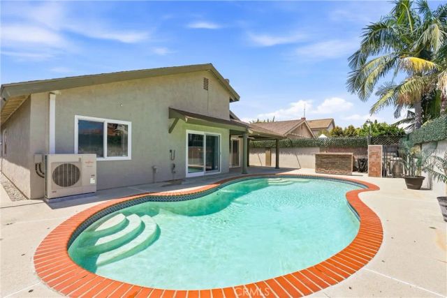 6009 E Calle Cedro, Anaheim Hills, CA 92807