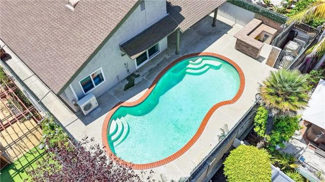 6009 E Calle Cedro, Anaheim Hills, CA 92807