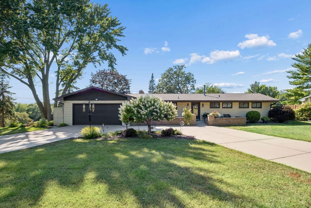 4501 Terracewood Drive, Bloomington, MN 55437 — photo 4
