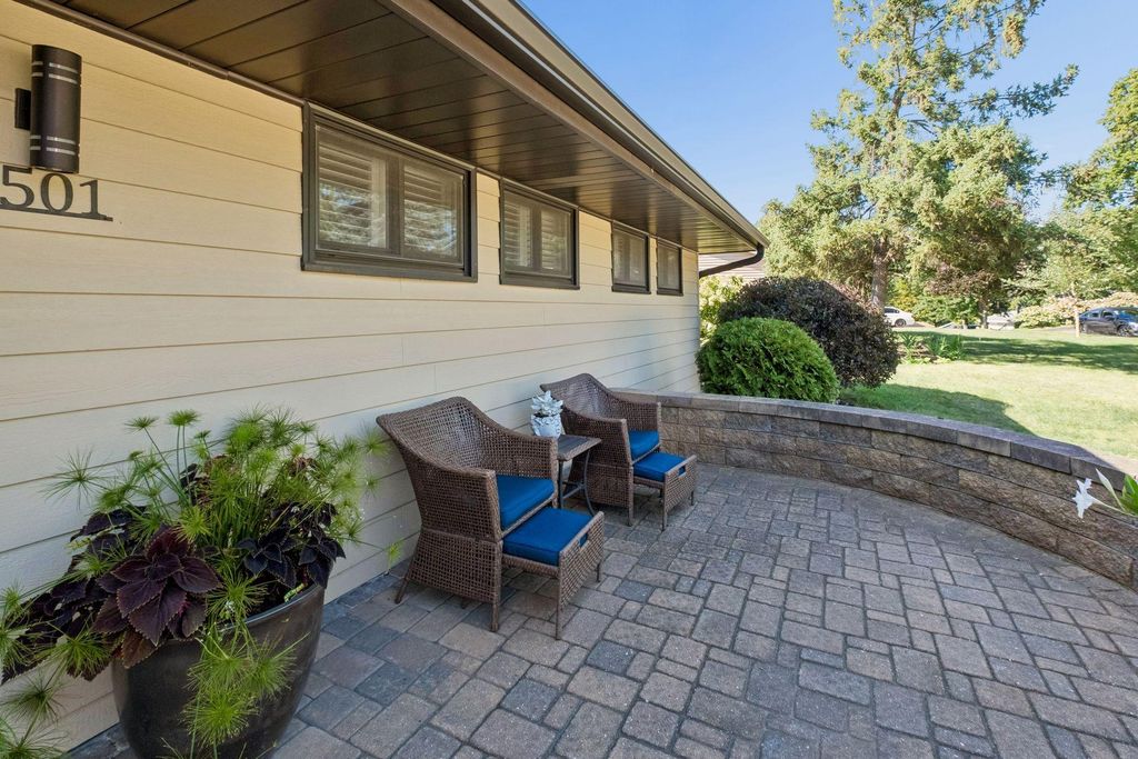 4501 Terracewood Drive, Bloomington, MN 55437 — photo 5