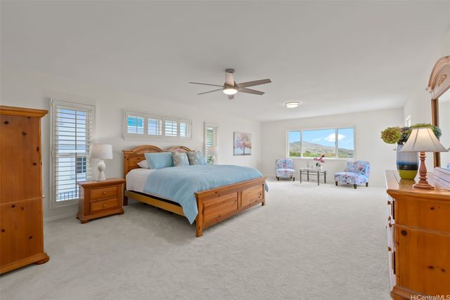 134 Hoahana Place, Honolulu, HI 96825