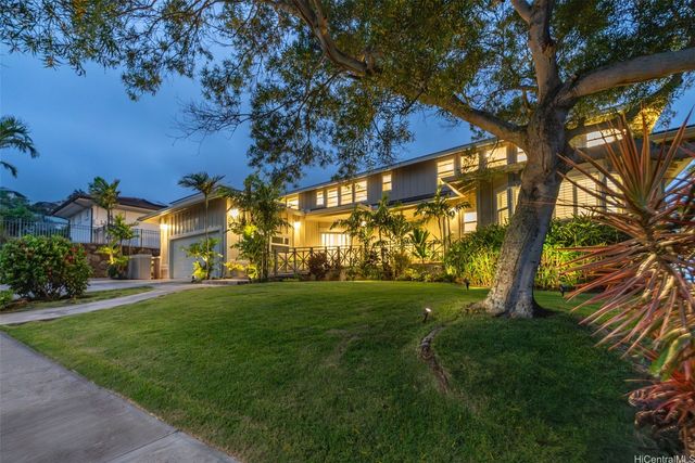 134 Hoahana Place, Honolulu, HI 96825