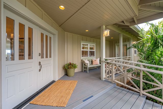 134 Hoahana Place, Honolulu, HI 96825