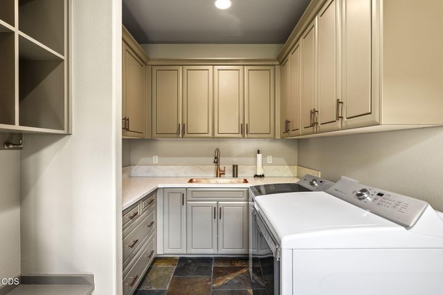 152 NW Champanelle Way, Bend, OR 97703