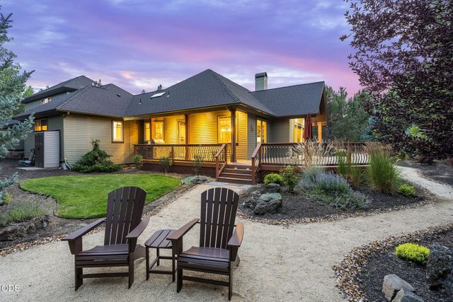 152 NW Champanelle Way, Bend, OR 97703