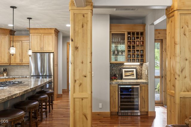 152 NW Champanelle Way, Bend, OR 97703