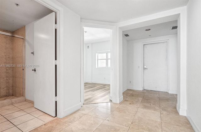 14951 Royal Oaks Lane 1706, North Miami, FL 33181