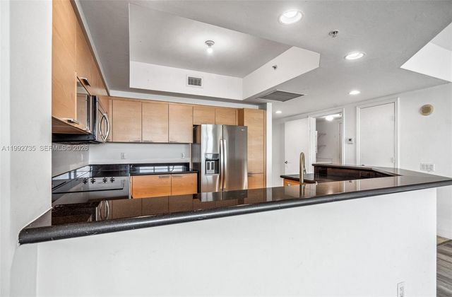 14951 Royal Oaks Lane 1706, North Miami, FL 33181