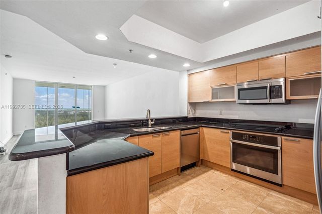 14951 Royal Oaks Lane 1706, North Miami, FL 33181