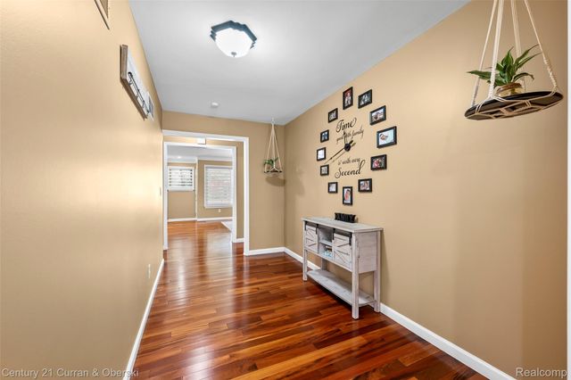 26331 Hass Street, Dearborn, MI 48127