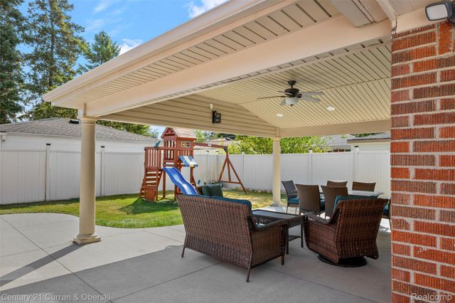 26331 Hass Street, Dearborn, MI 48127