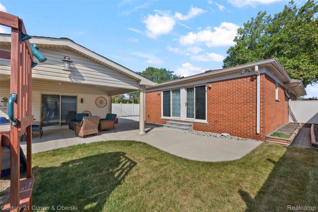 26331 Hass Street, Dearborn, MI 48127