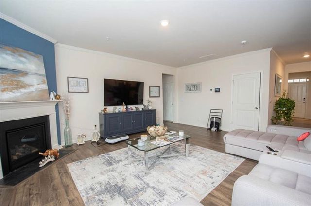 2718 Serena Way, Atlanta, GA 30331