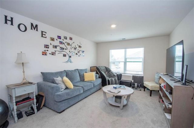 2718 Serena Way, Atlanta, GA 30331