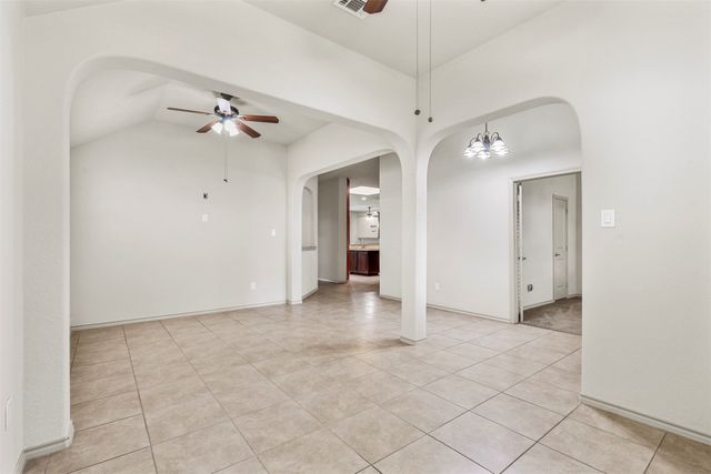 5345 Thornbush Drive, Fort Worth, TX 76179