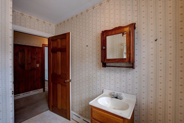 5 Chabot Drive, Fitchburg, MA 01420